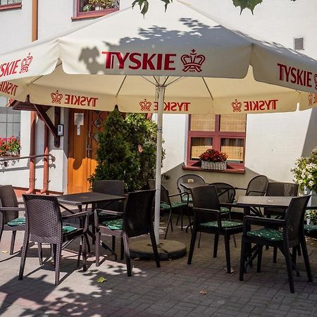 Pensjonat Rogatka Osieczna Exterior foto